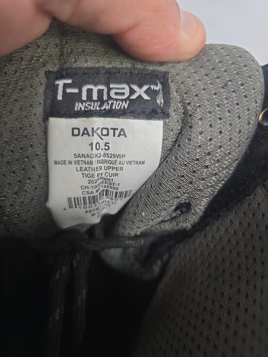 Dakota Men\'s 529 8\